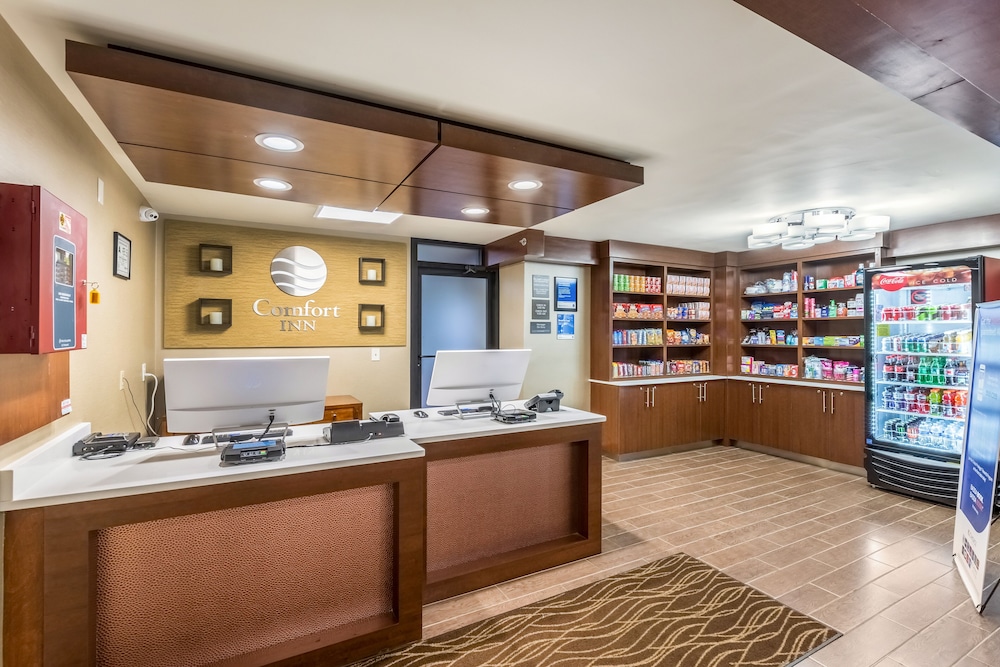 Comfort Inn Charlotte Airport Uptown 6/40