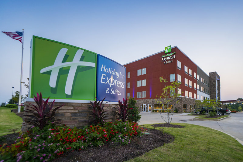 Holiday Inn Express & Suites Southaven Central - Memphis 4/53