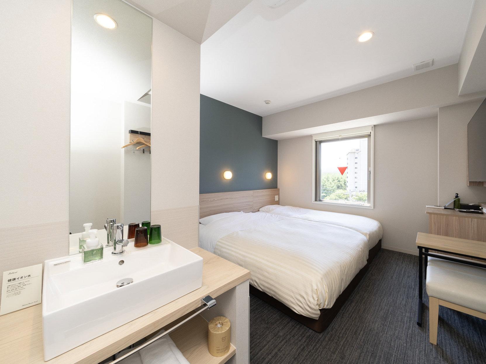 Hollywood, Twin Beds