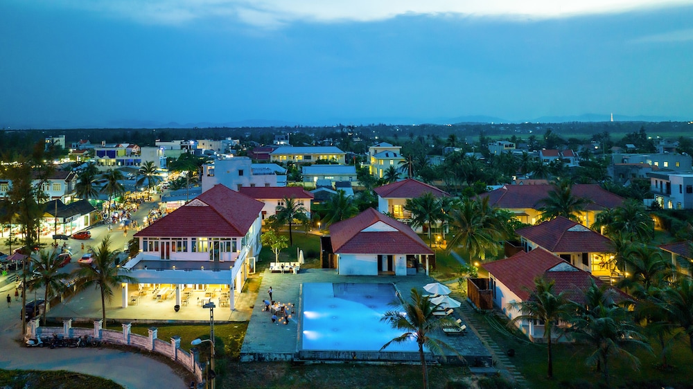 Tam Thanh Beach Resort & Spa 1/47