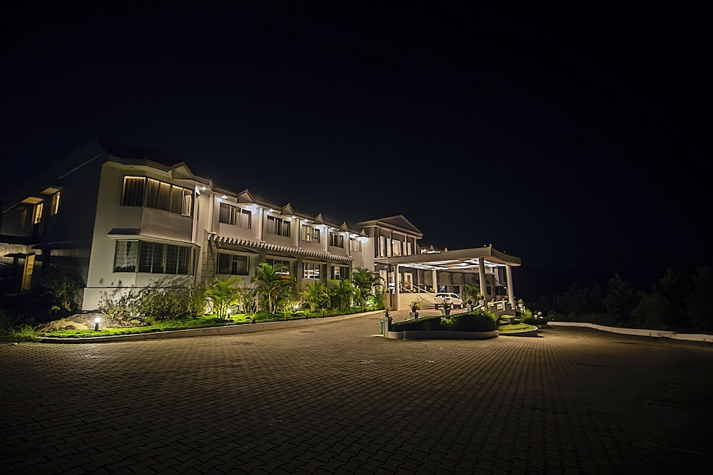 GRAND PALACE HOTEL AND SPA