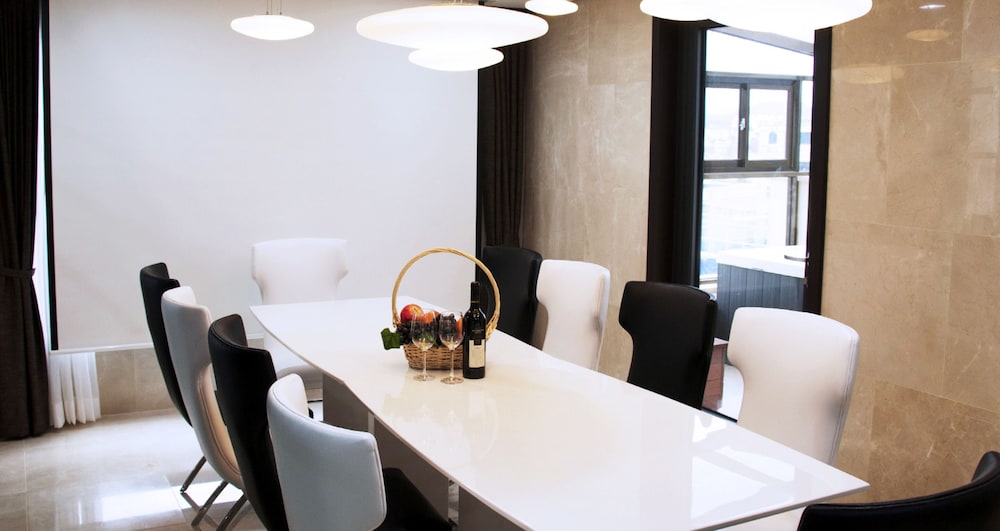 Mstay Hotel Jeju 48/64