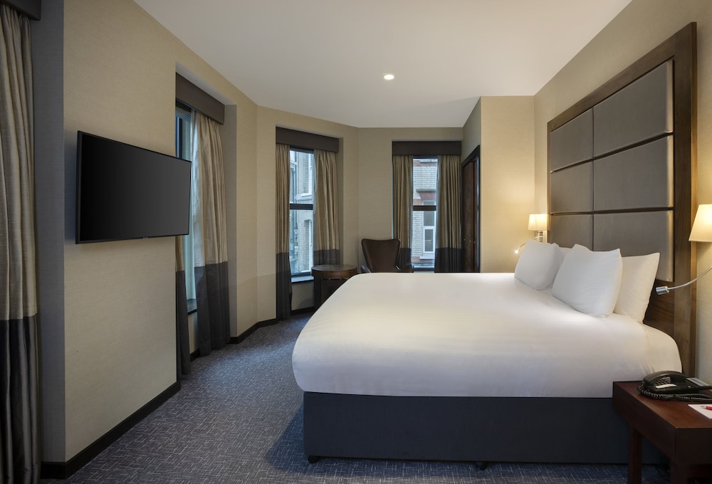 Leonardo Royal Hotel London St Pauls 25/85