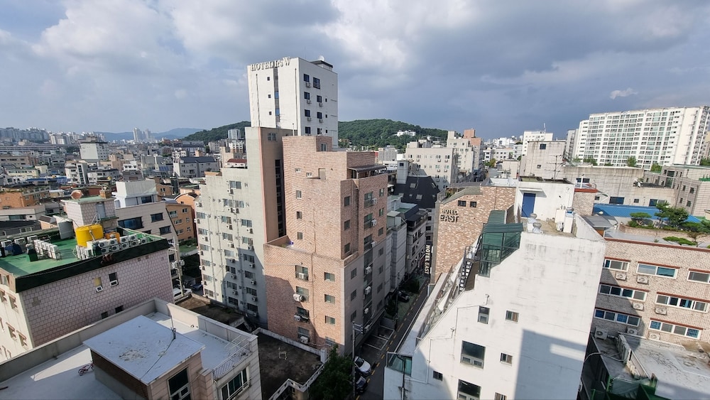 Malu Hotel 3/72