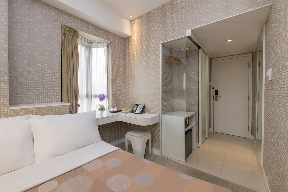 Silka Seaview Hotel 12/34