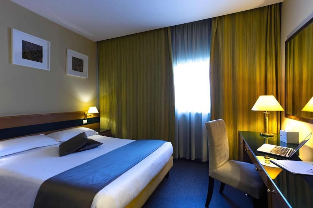BV Oly Hotel 19/54