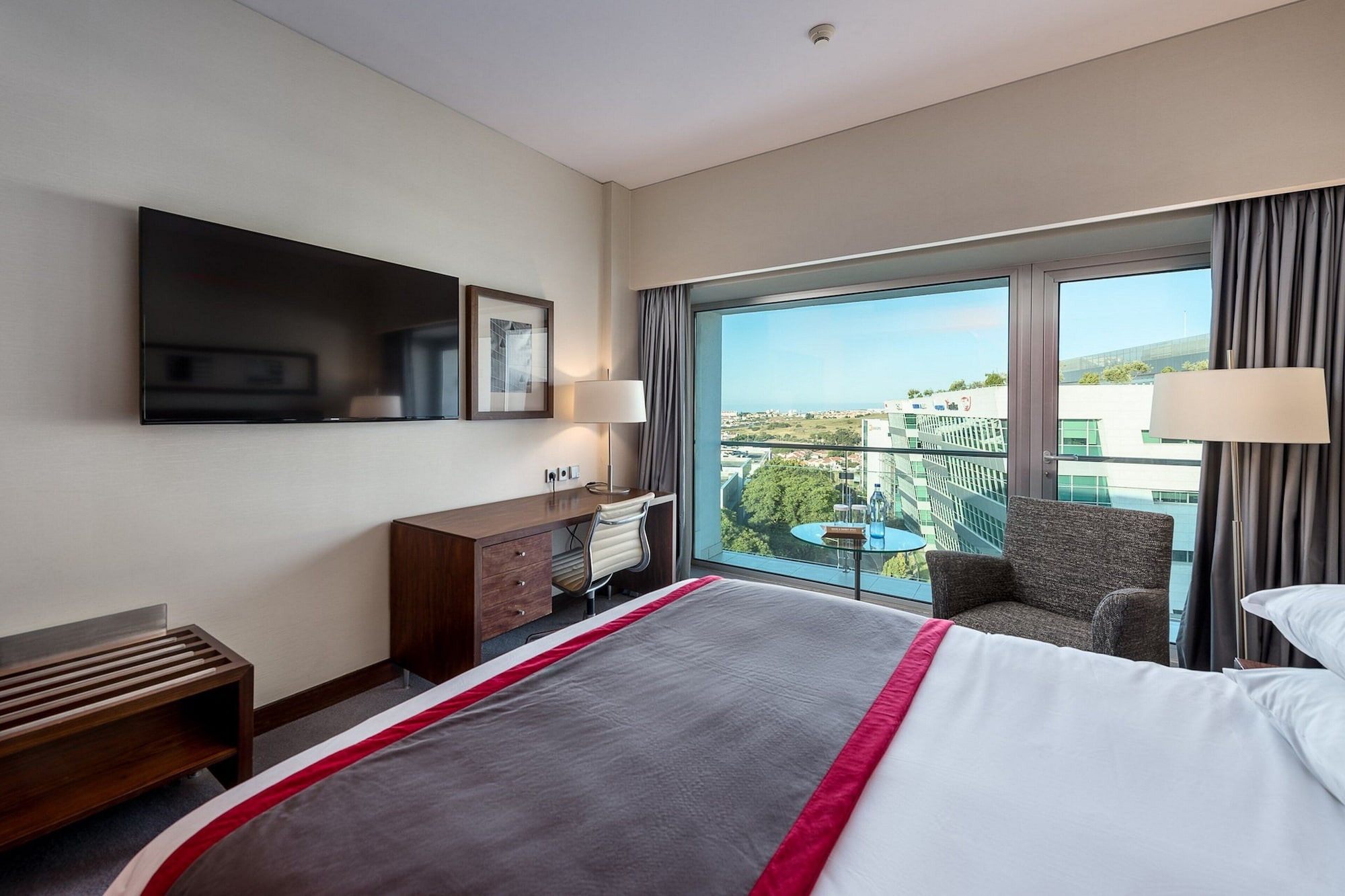 Vip, Executive, Queen Bed