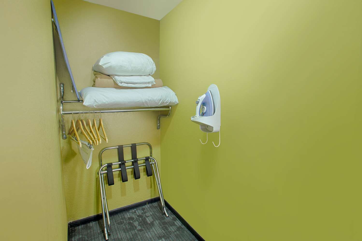 Travelodge by Wyndham Phoenix Downtown 33/47