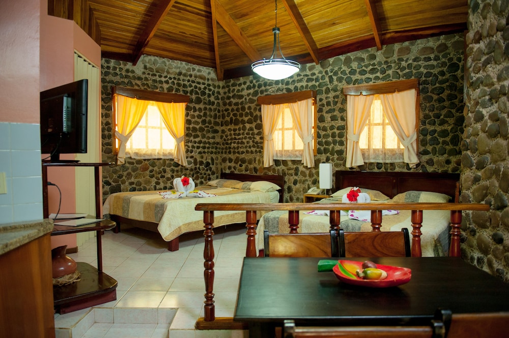 Hotel Mar De Luz 63/78