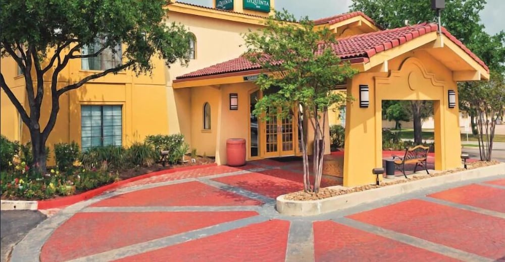 Rodeway Inn College Station, TX 22/37