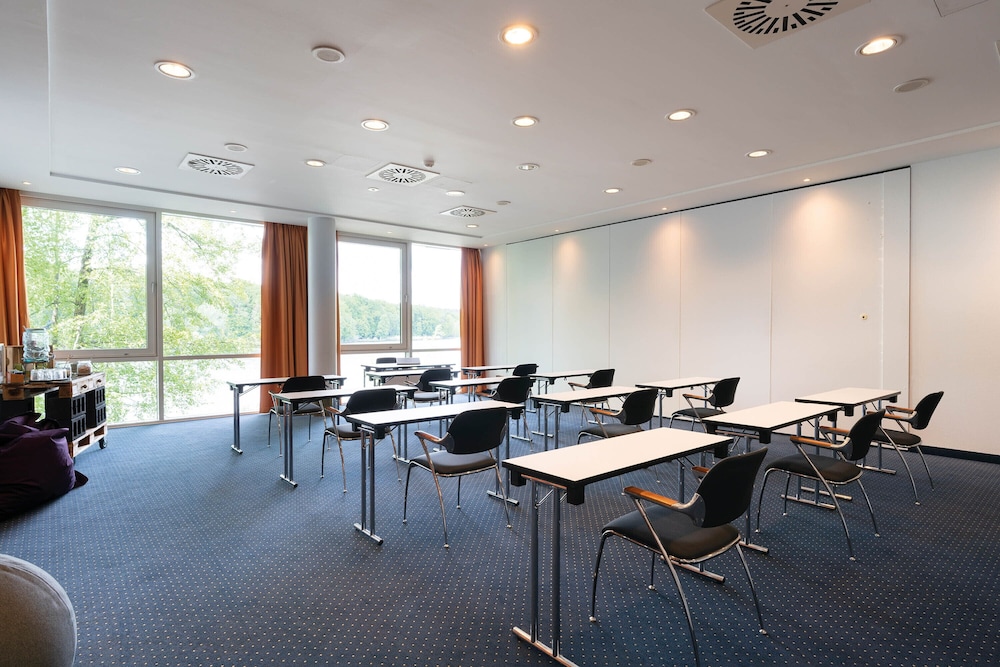 Seminaris Avendi Hotel Potsdam 62/76