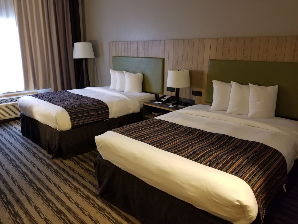 Country Inn Suites By Radisson Nashville Airport East Tn 8/28