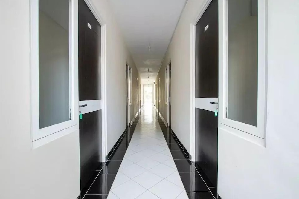 OYO 3350 Cozy Residence Syariah 15/17