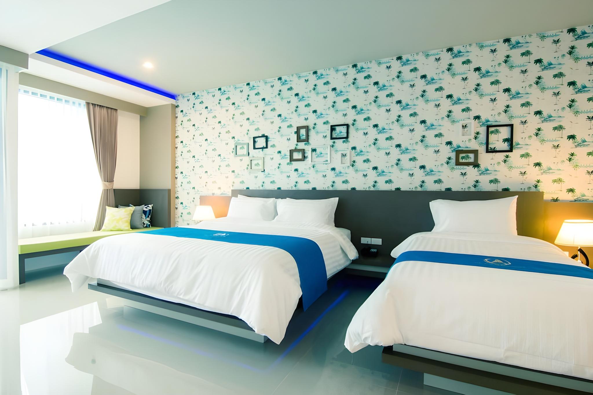 Family, Triple, 2 Double Beds, Pool Access