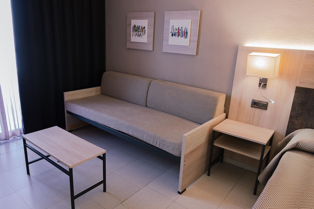 Port Fiesta Park Hotel 30/50