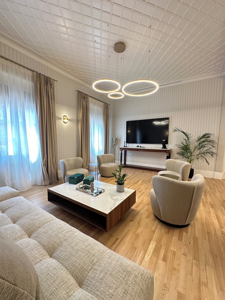 Castellano Hotel & Suites 40/63