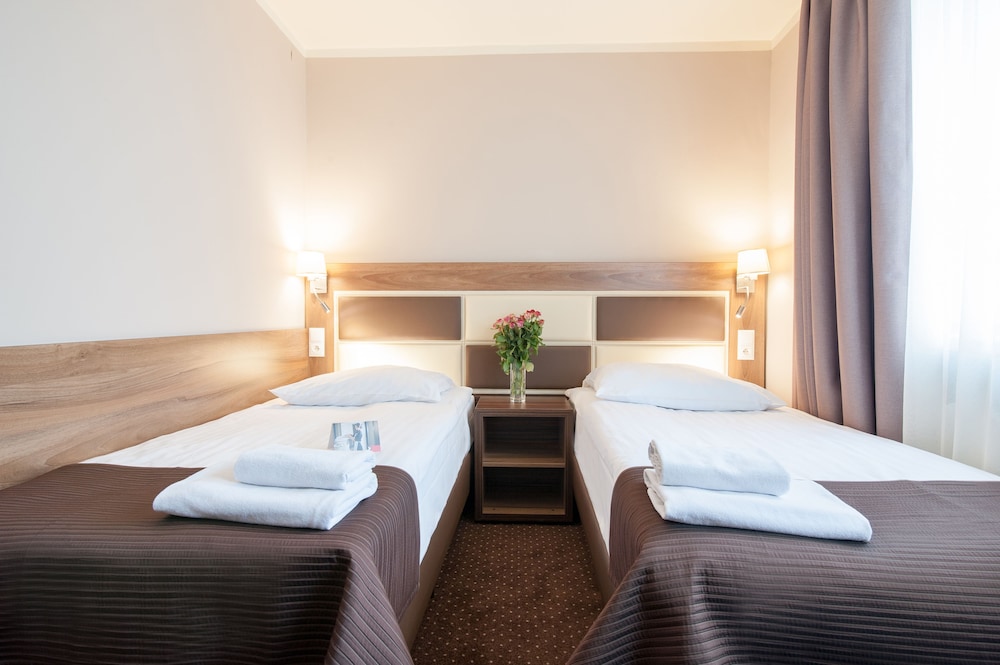 Hotel Diament Zabrze 31/66
