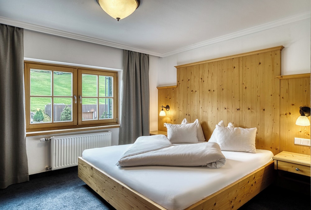 Room, Double Bed, Puradies 5/10