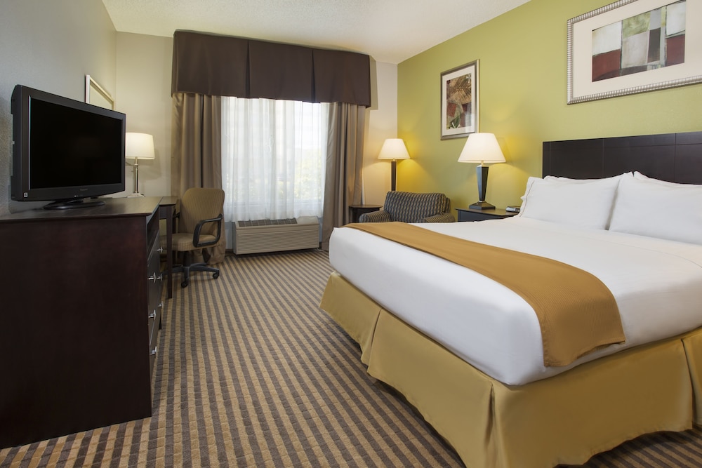 Holiday Inn Express Kalamazoo 14/47
