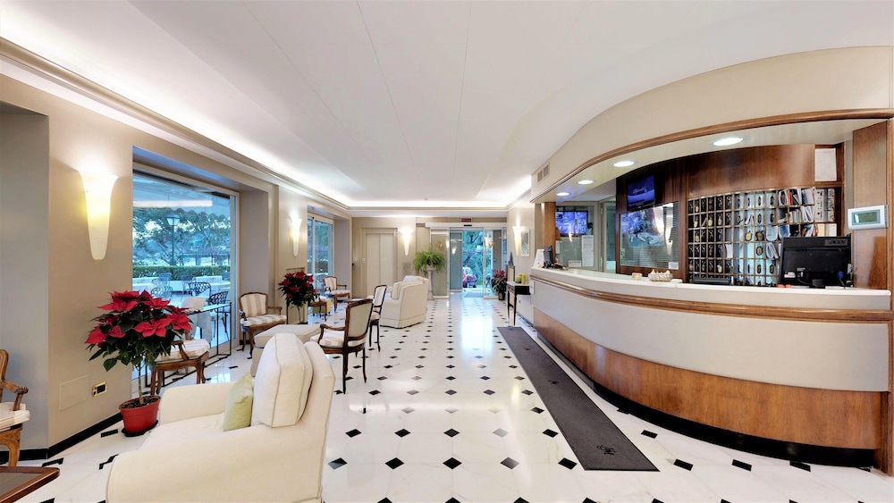 Hotel Metropole 2/46