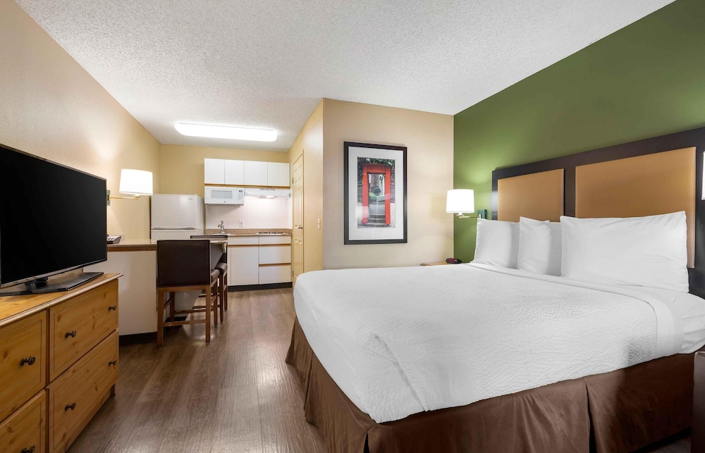 Extended Stay America Suites San Diego Fashion Valley 19/57