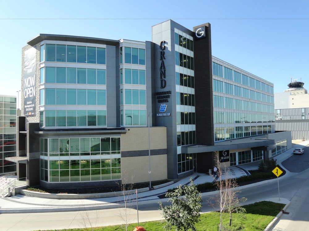 The Grand Winnipeg Airport Hotel 6/56