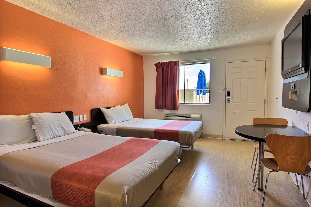 Motel6 Austin, TX 32/51
