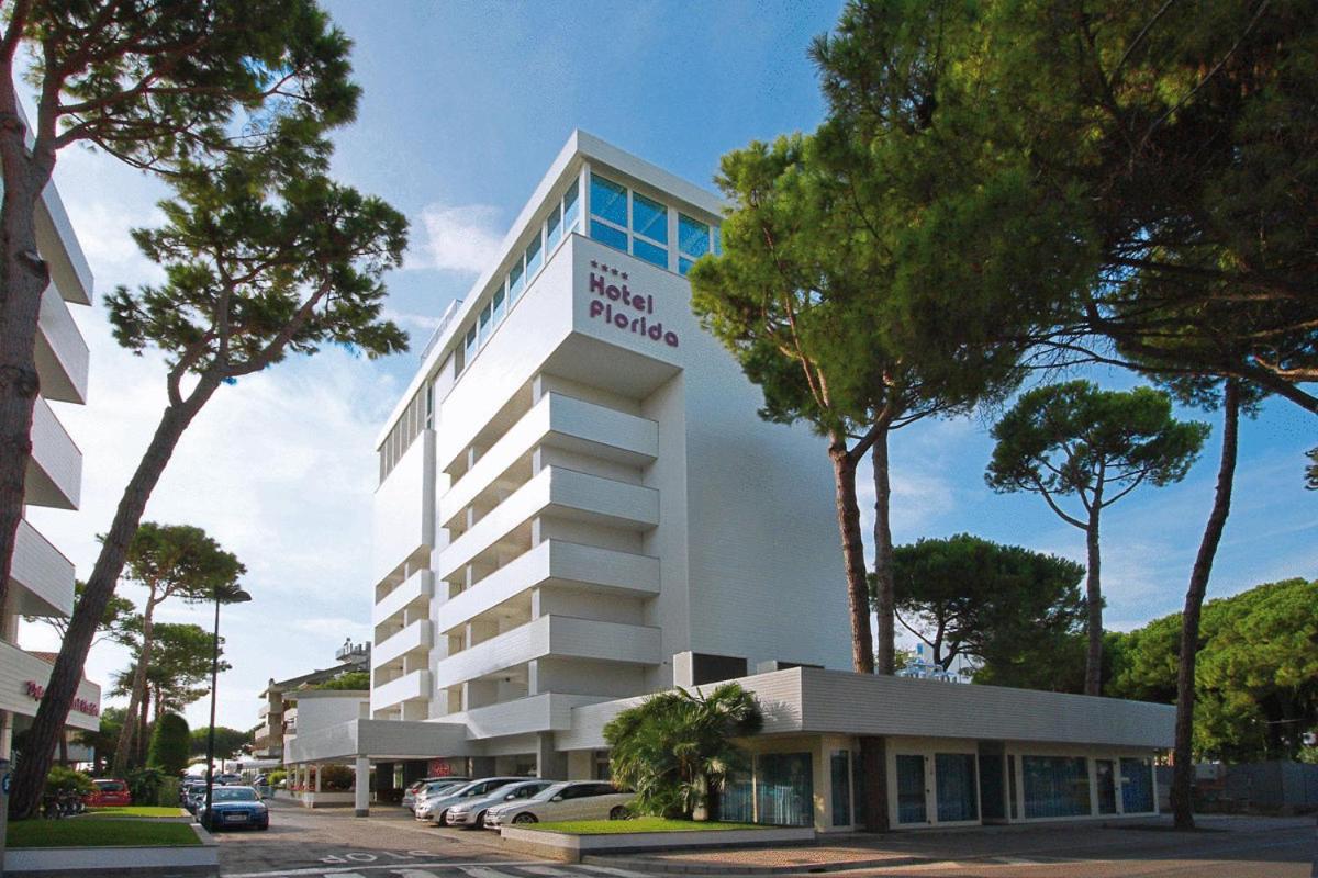 Florida Hotel 4/55