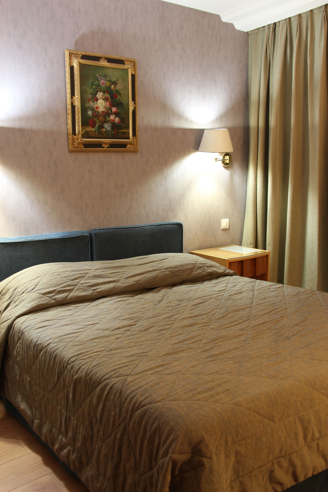 غرفة بسريرين منفصلين بإطلالة على الجبل بشرفة، Hotel Riva Art & Spa 4/7