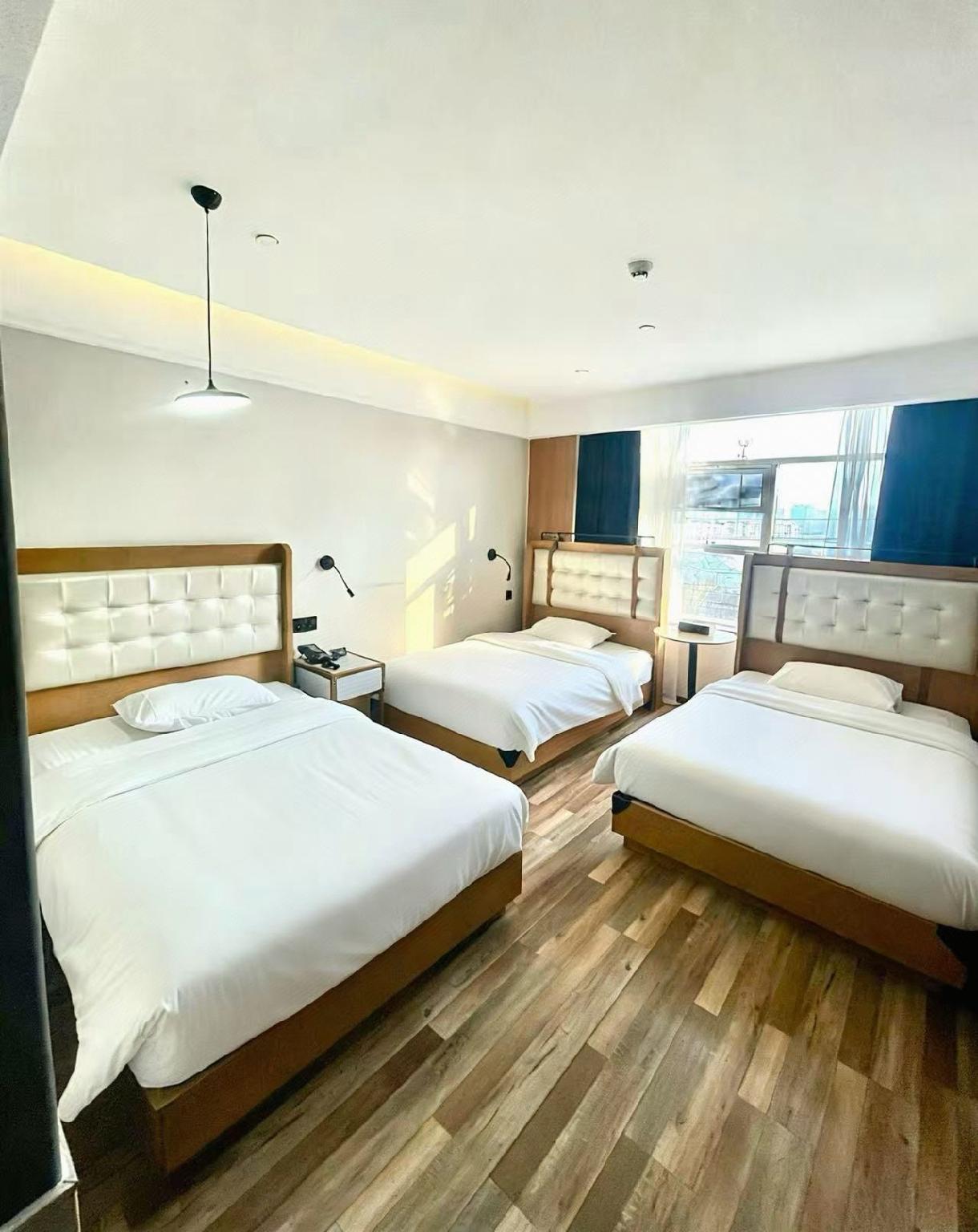 Jiayi Boutique Hotel (Jinan Jiyang Bus Terminal) 12/27