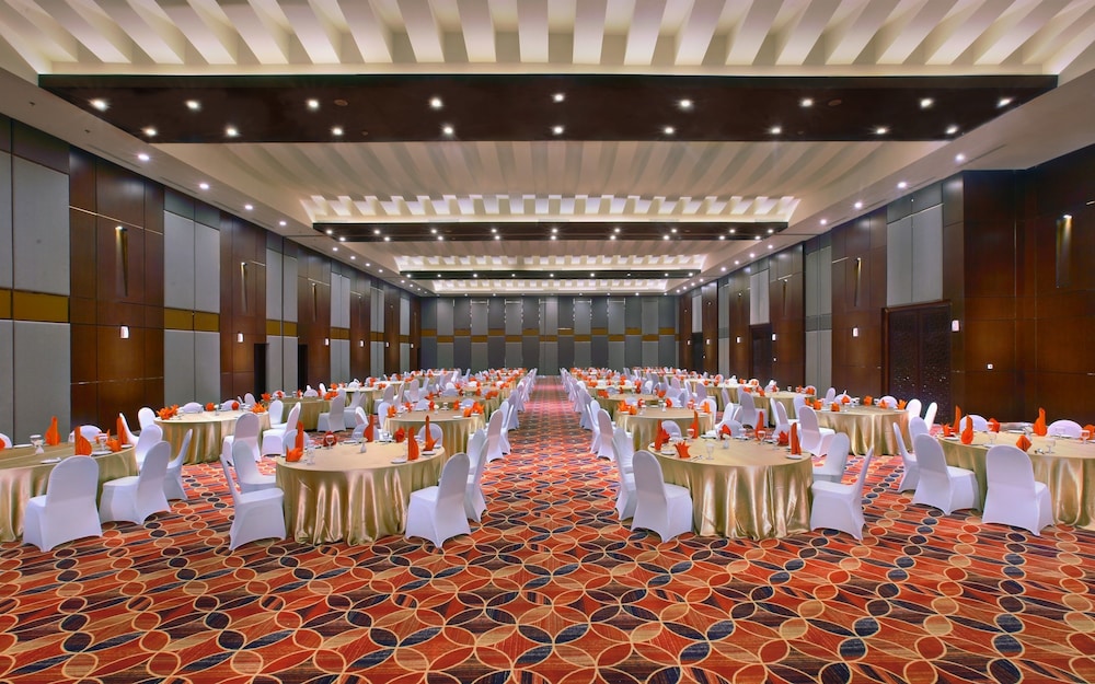 The Alana Hotel And Convention Center - Solo 45/46