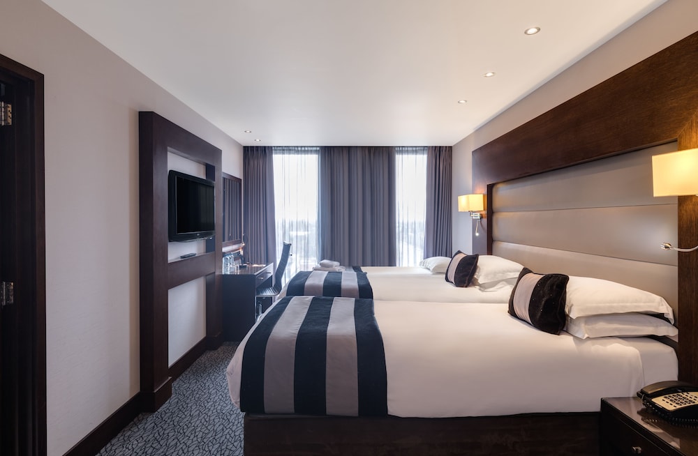 ROOM, TRIPLE