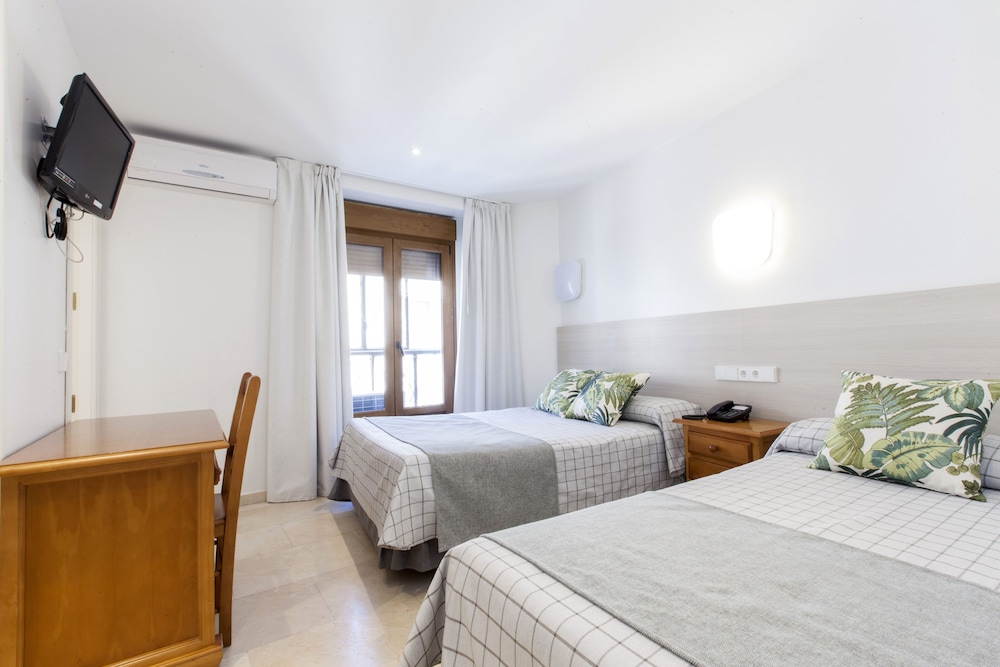 Hostal Castilla Ii Puerta Del Sol 26/73