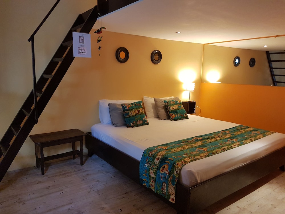 Hotel La Palapa 18/76