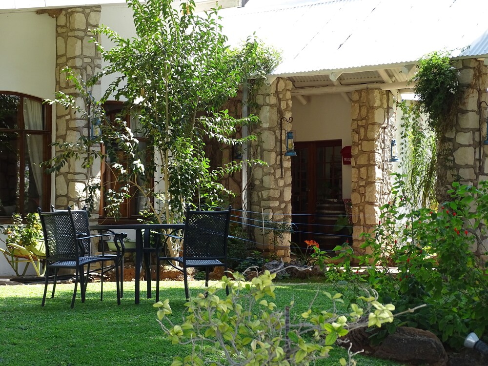 Kalahari Farmhouse 33/39