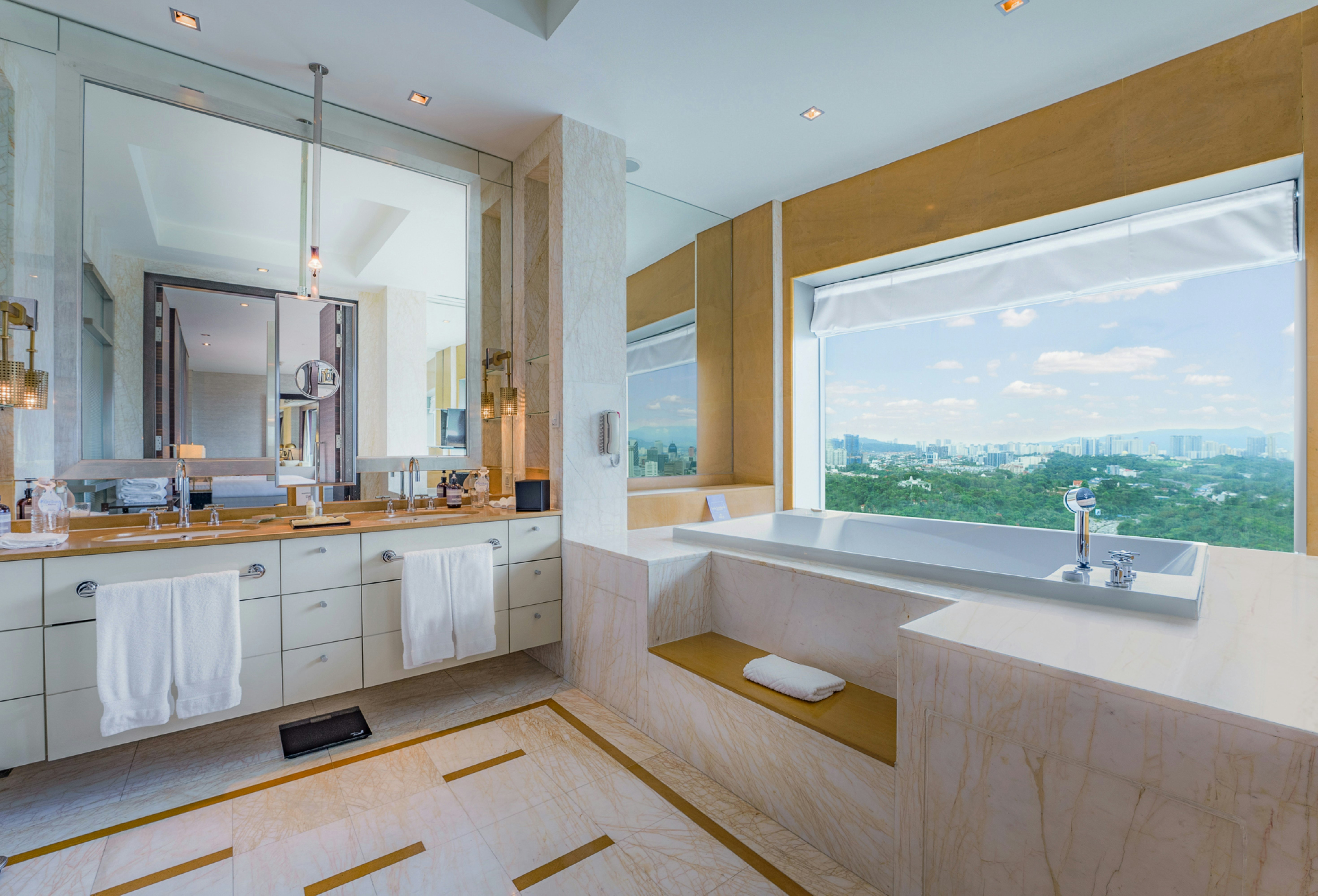 Penthouse, Hilton Kuala Lumpur 8/8