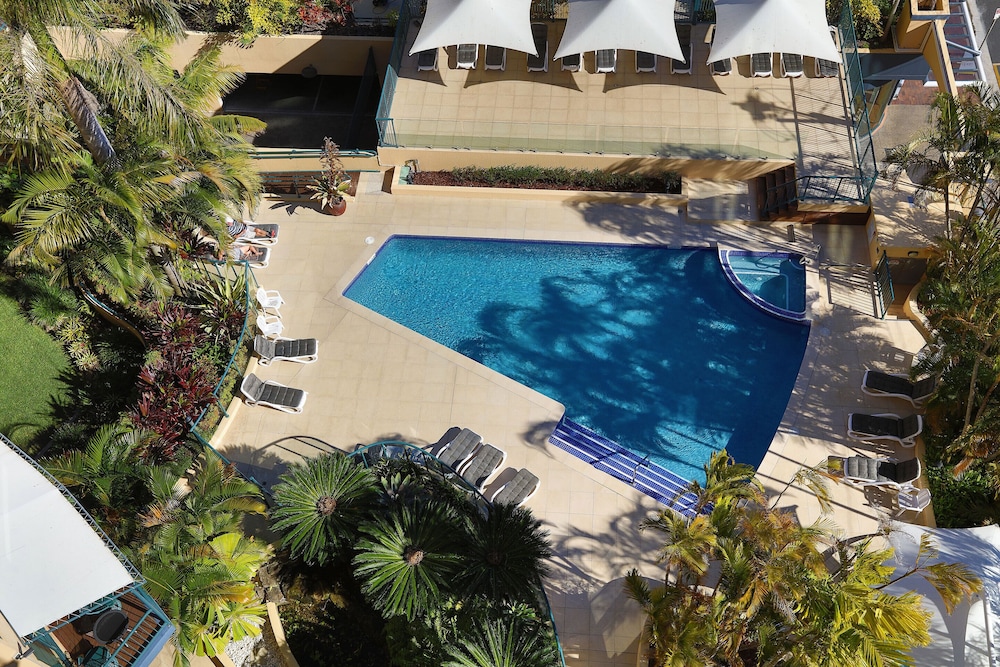 PENINSULAR BEACHFRONT RESORT 64/69