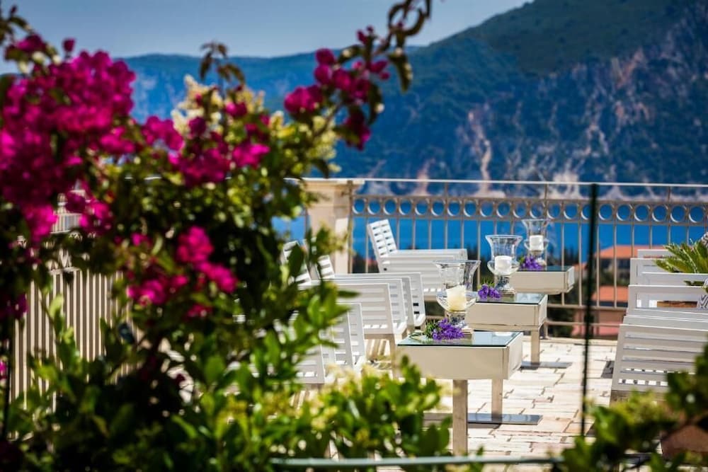 Almyra Hotel 32/44