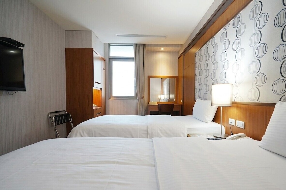 York Hotel 23/49