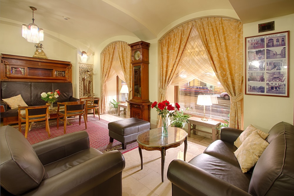 Hotel Mucha 44/72