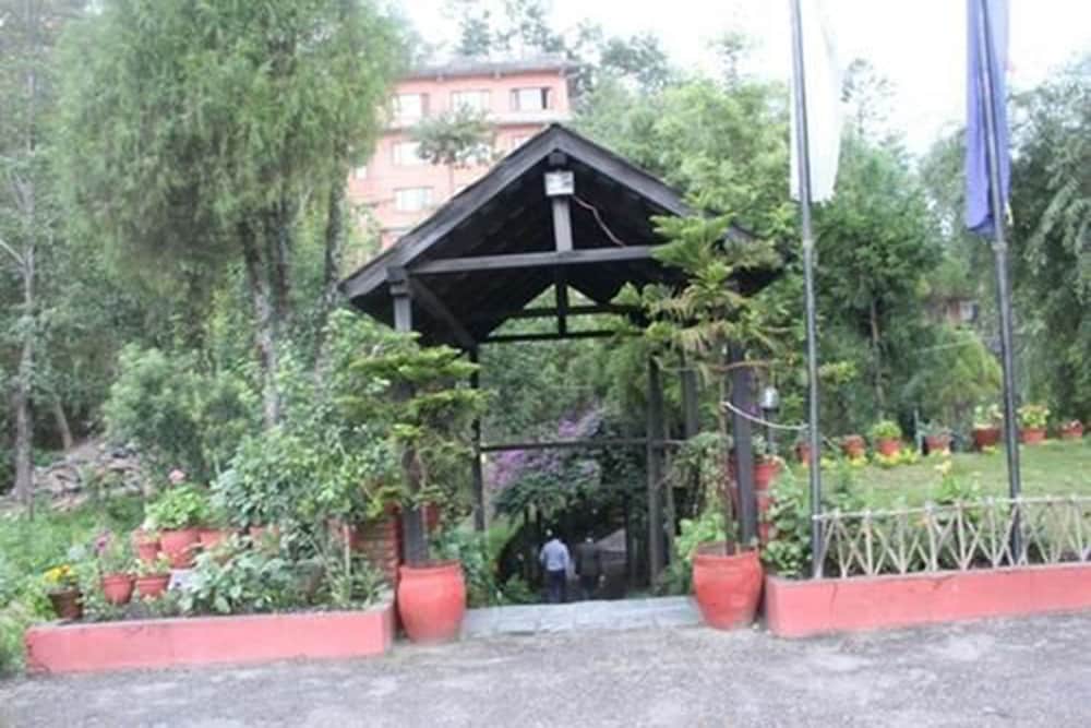Chautari Paradise Inn 8/37
