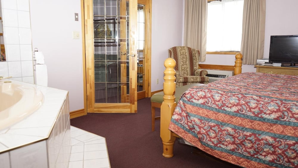 Mcintosh Country Inn & Conference Centre 20/69