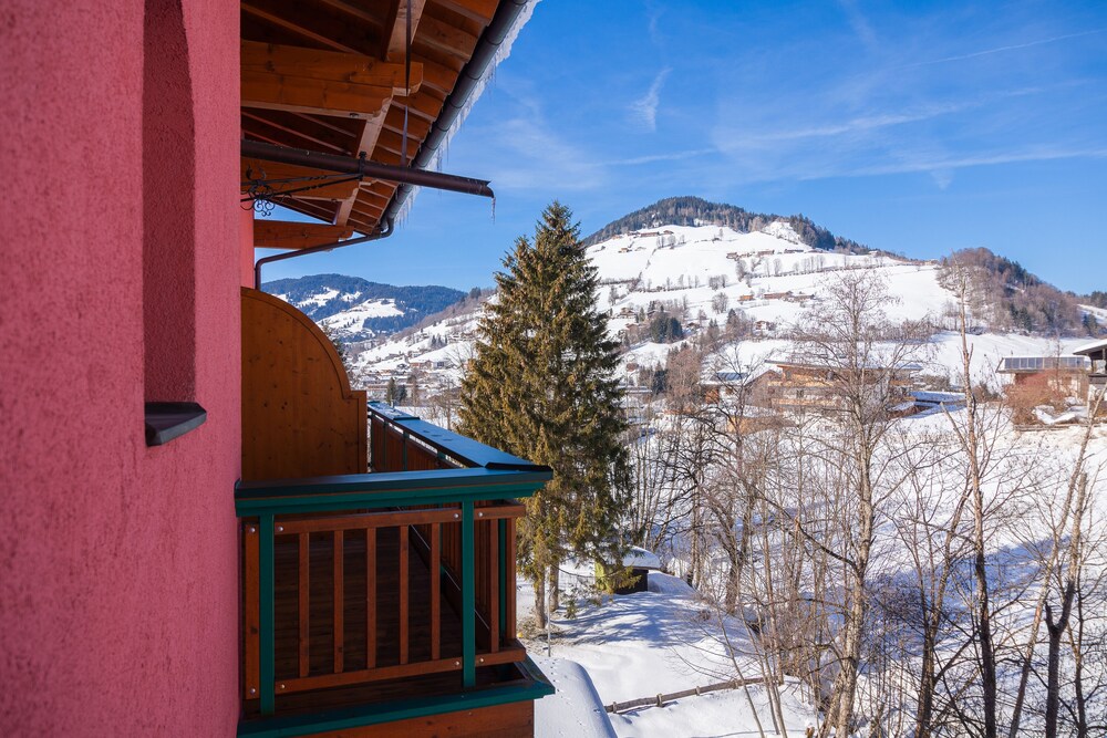 HARMONY SONNSCHEIN HOTEL 45/50