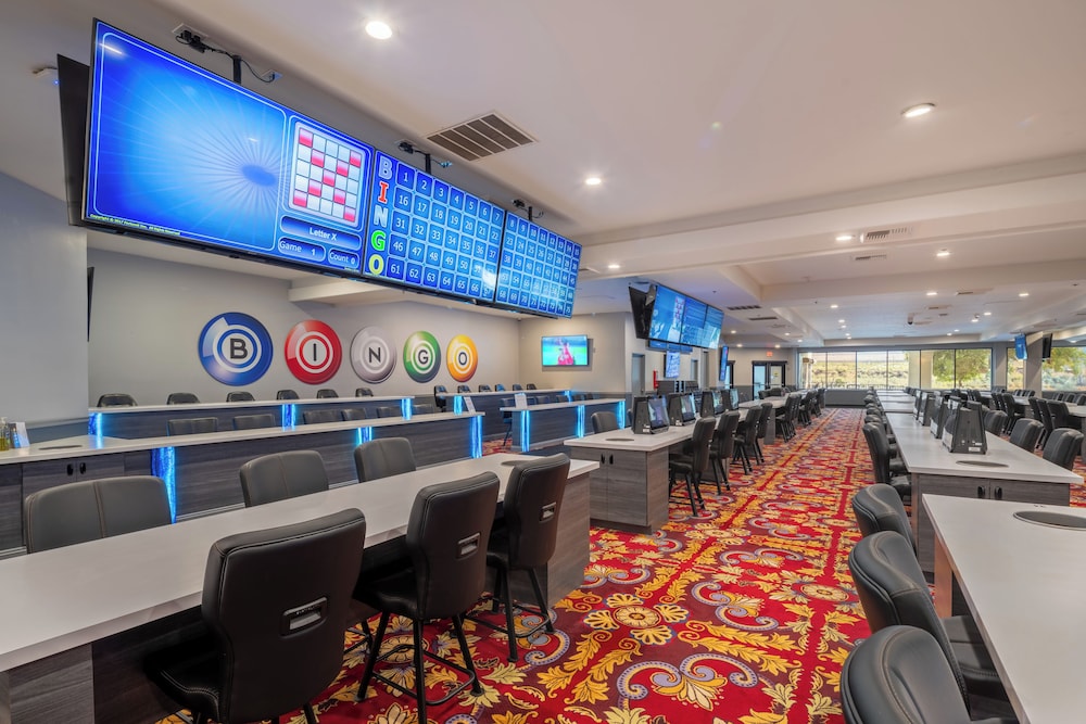 Edgewater Hotel Casino 48/58