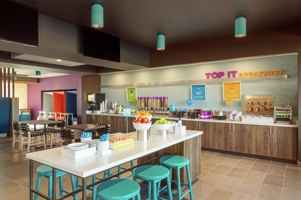 Tru By Hilton Scottsdale Salt River 24/27