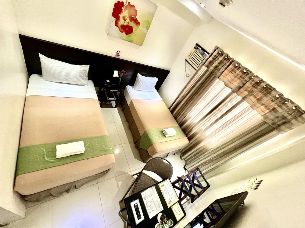 Canberry Hotel 27/49