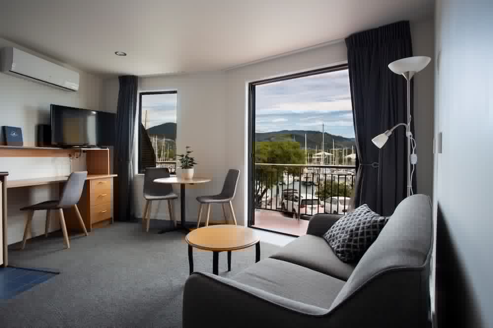 Harbourside Lodge 42/64