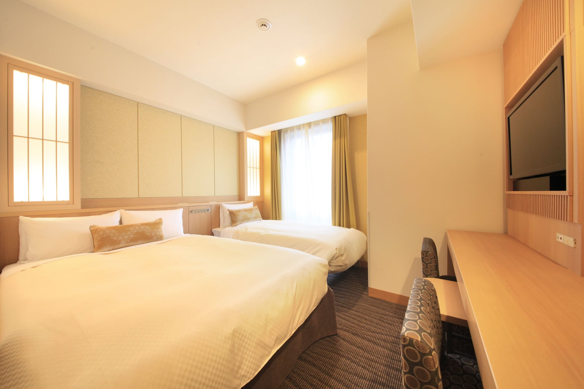 ECONOMY, TWIN BEDS