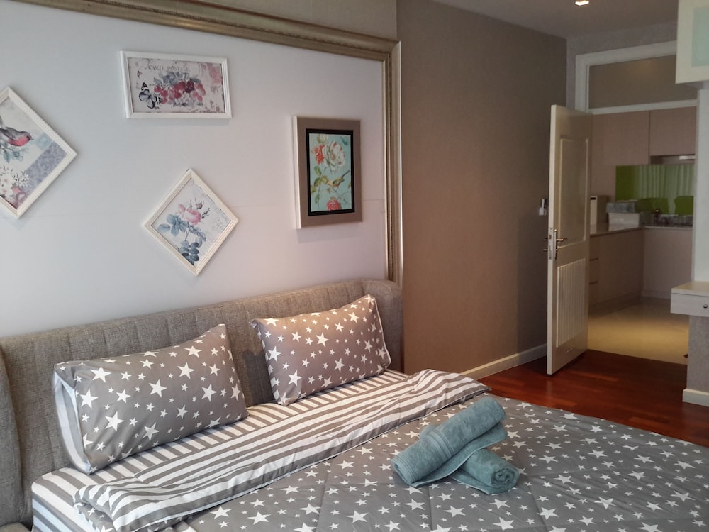 Beachfront Family Penthouse Hua Hin 21/50
