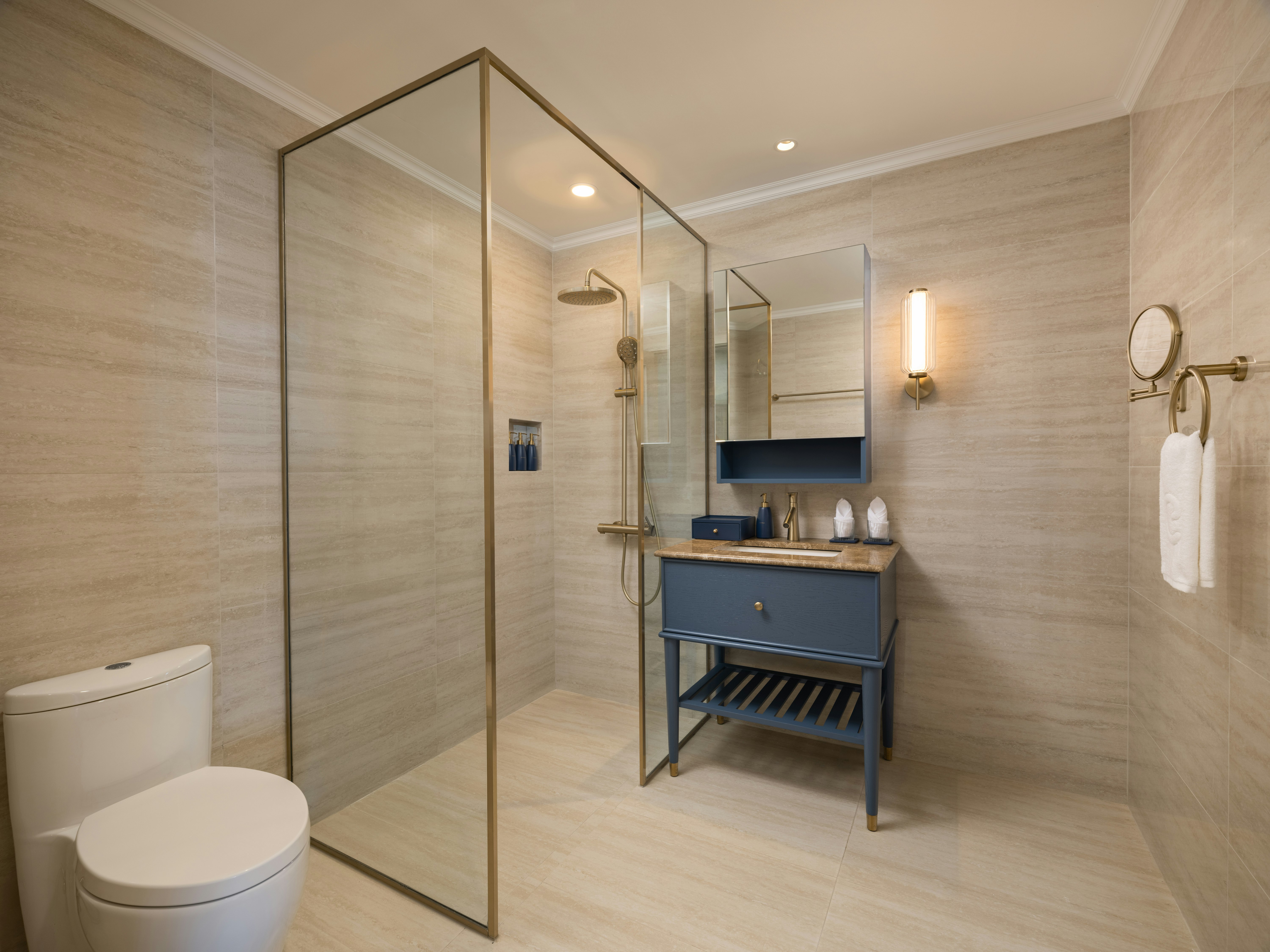 Centara Hotel & Residences Van Don 68/68
